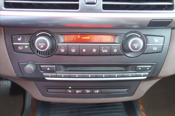 BMW X5 40d 225KW,xDRIVE,PANORAMA. - foto 36