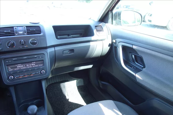 Škoda Fabia 1,2 TSi 63KW, KLIMA, ACTIVE. - foto 18
