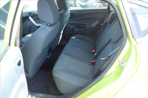 Ford Fiesta 1,2 i, ČR, KLIMATIZACE. - foto 14
