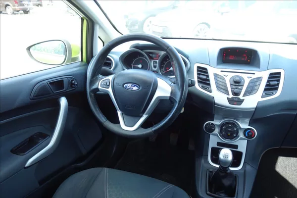 Ford Fiesta 1,2 i, ČR, KLIMATIZACE. - foto 18