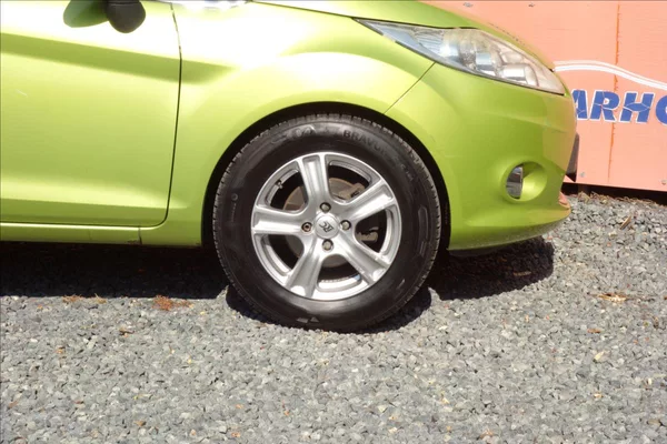 Ford Fiesta 1,2 i, ČR, KLIMATIZACE. - foto 9