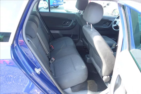 Škoda Fabia 1,2 TSi,ČR,2 MAJ.,SERVIS.KN. - foto 13