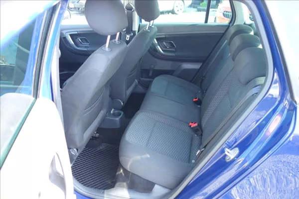 Škoda Fabia 1,2 TSi,ČR,2 MAJ.,SERVIS.KN. - foto 14