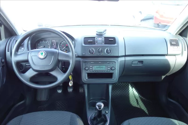 Škoda Fabia 1,2 TSi,ČR,2 MAJ.,SERVIS.KN. - foto 16