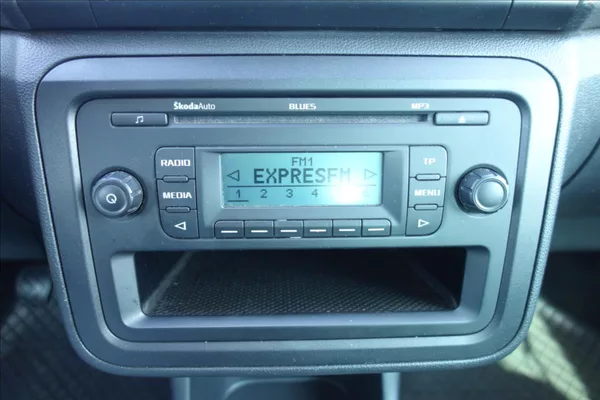 Škoda Fabia 1,2 TSi,ČR,2 MAJ.,SERVIS.KN. - foto 22