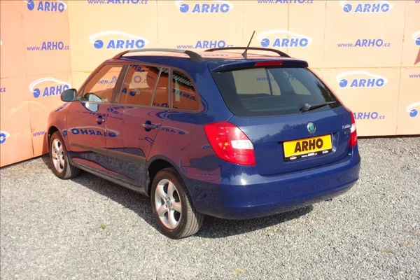 Škoda Fabia 1,2 TSi,ČR,2 MAJ.,SERVIS.KN. - foto 5