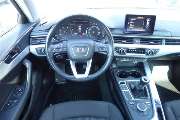 Audi A4 2,0 TDi, ČR, 1 MAJ., SERV. KN. - foto 18