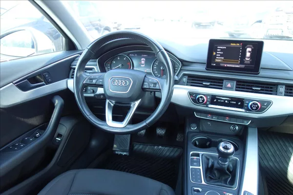 Audi A4 2,0 TDi, ČR, 1 MAJ., SERV. KN. - foto 19