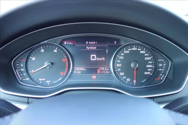 Audi A4 2,0 TDi, ČR, 1 MAJ., SERV. KN. - foto 33