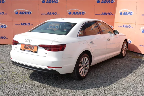 Audi A4 2,0 TDi, ČR, 1 MAJ., SERV. KN. - foto 7