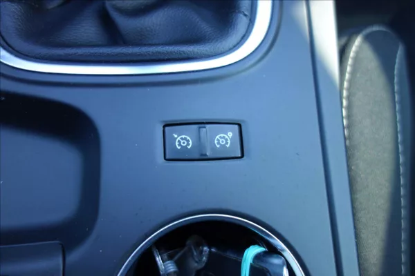Renault Mégane 1,2 TCe,ČR,SERVIS.KN.,LIMITED. - foto 25