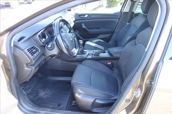Renault Mégane 1,2 TCe,ČR,SERVIS.KN.,LIMITED. - foto 9