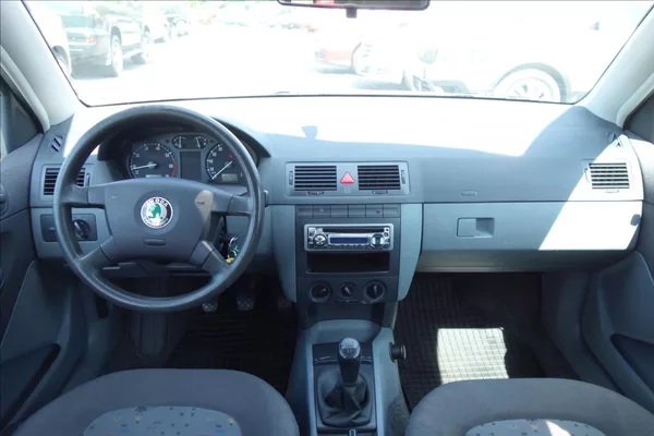 Škoda Fabia 1,2 i, ČR, 1 MAJ., CLASSIC. - foto 15