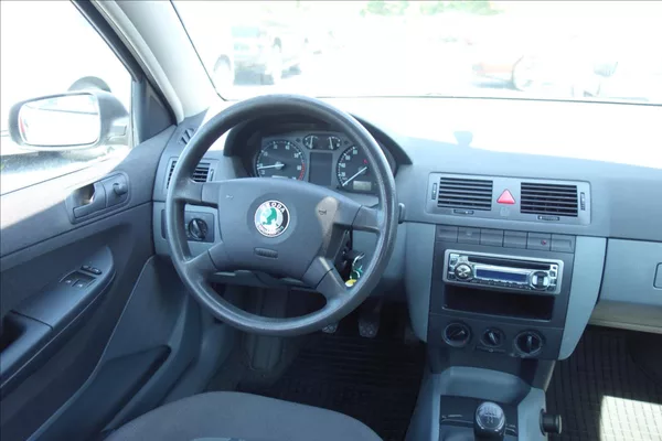 Škoda Fabia 1,2 i, ČR, 1 MAJ., CLASSIC. - foto 17