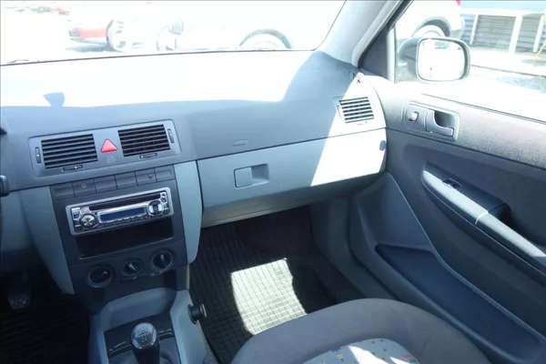 Škoda Fabia 1,2 i, ČR, 1 MAJ., CLASSIC. - foto 18
