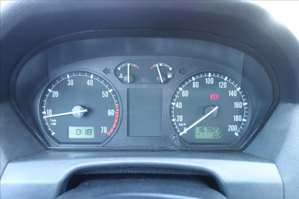 Škoda Fabia 1,2 i, ČR, 1 MAJ., CLASSIC. - foto 21