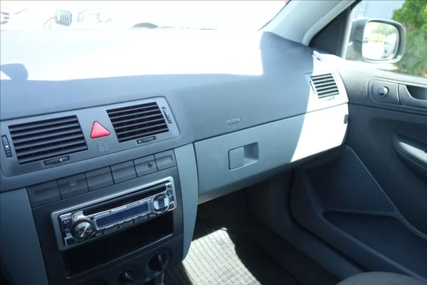Škoda Fabia 1,2 i, ČR, 1 MAJ., CLASSIC. - foto 24