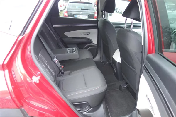 Hyundai Tucson 1,6 T-GDi 110KW, ČR, SERV.KN. - foto 9