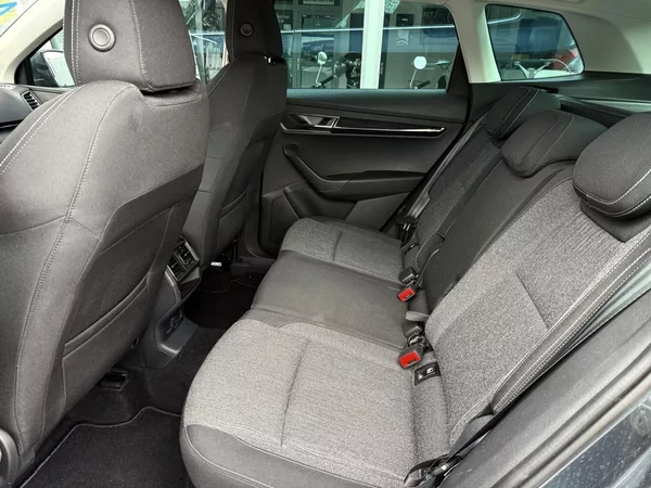 Škoda Karoq 2,0 TDI Style 4x4 Automat DSG - foto 22
