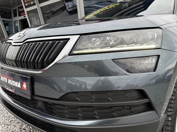 Škoda Karoq 2,0 TDI Style 4x4 Automat DSG - foto 3