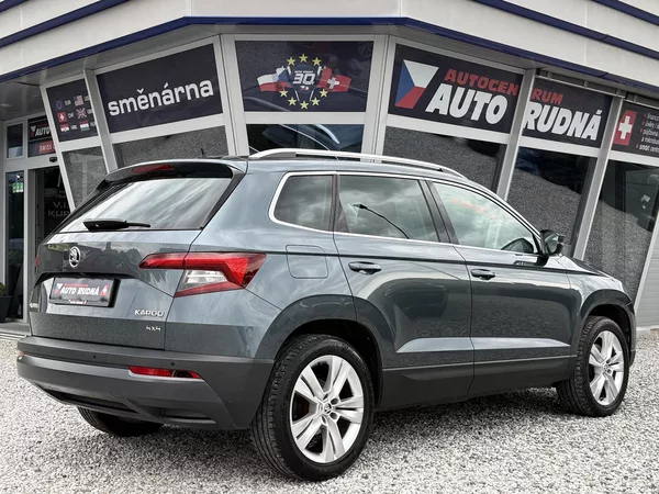 Škoda Karoq 2,0 TDI Style 4x4 Automat DSG - foto 9