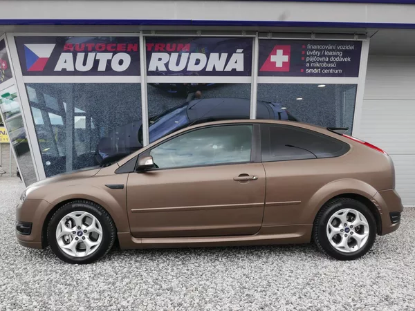 Ford Focus 2,5 ST Black Edition - foto 12