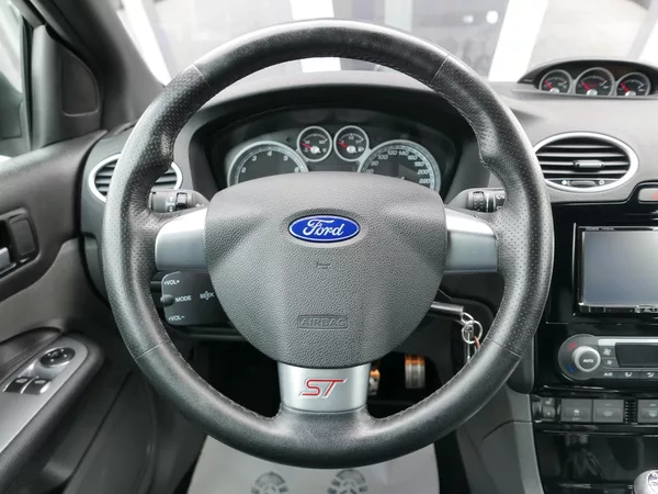 Ford Focus 2,5 ST Black Edition - foto 20