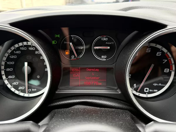 Alfa Romeo Giulietta 1,4 TB 125kW Xenony - foto 27