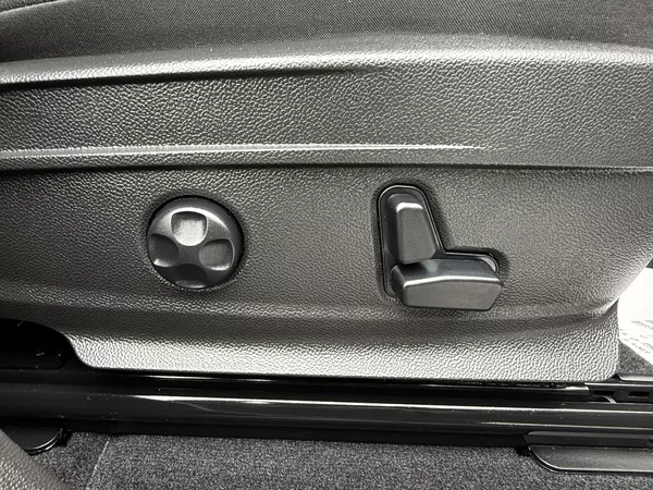 Alfa Romeo Stelvio 2,0T Q4 280PS 4x4 Automat - foto 24