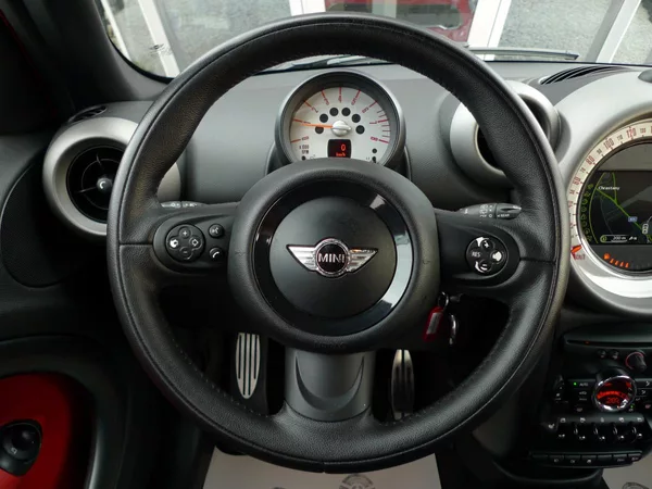 Mini Countryman 1,6-S 135kW Turbo ALL4 Navi - foto 21