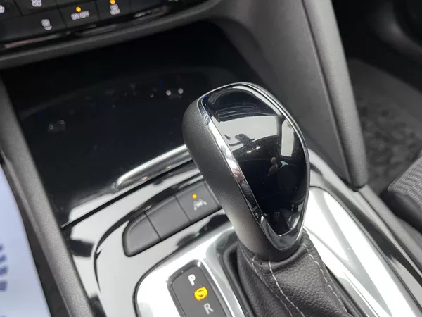 Opel Insignia 1.5 T AT Innovat. GR Sport ČR! - foto 41