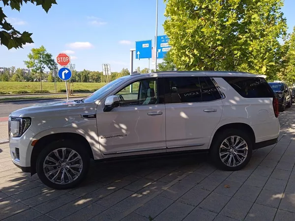 GMC Yukon Denali 6,2L, V8 - foto 6