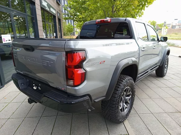 Chevrolet Colorado ZR2, Rezervováno - foto 3