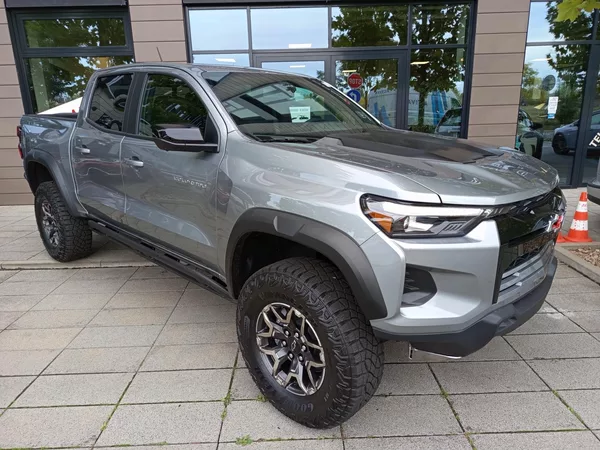 Chevrolet Colorado ZR2, Rezervováno - foto 9