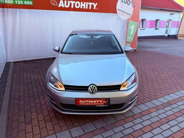 Volkswagen Golf 1.2 TSi Highline, ČR - foto 2