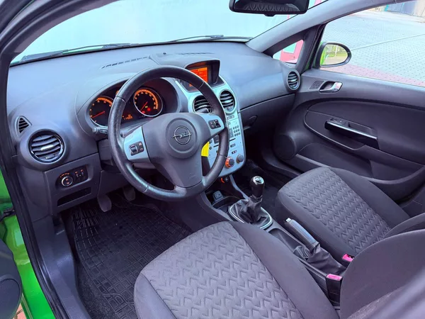 Opel Corsa 1.4 Active, Serviska - foto 13