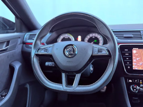Škoda Superb 2.0 TDi DSG SportLine 4x4, Ser - foto 21