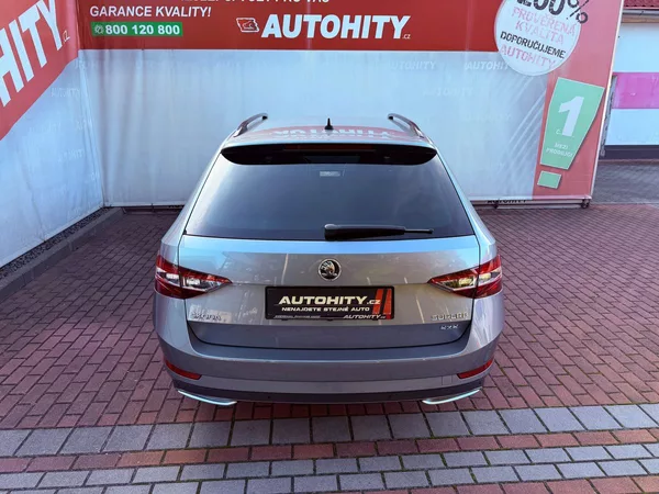 Škoda Superb 2.0 TDi DSG SportLine 4x4, Ser - foto 8