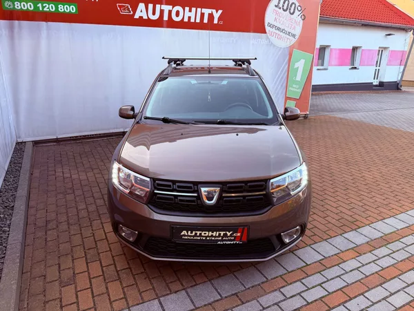 Dacia Logan 1.2 16V Arctica, ČR, Klimatiza - foto 2