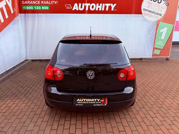 Volkswagen Golf 2.0 TDi, ČR - foto 7