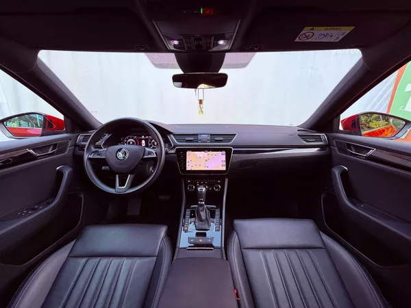 Škoda Superb 2.0 TDi DSG 4x4 L&K, ČR - foto 22
