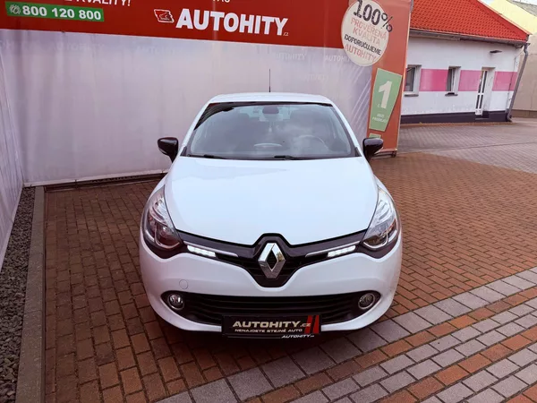 Renault Clio 0.9 TCe, ČR, 1.Maj - foto 2