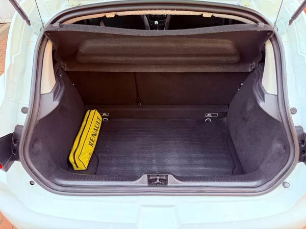 Renault Clio 0.9 TCe, ČR, 1.Maj - foto 9