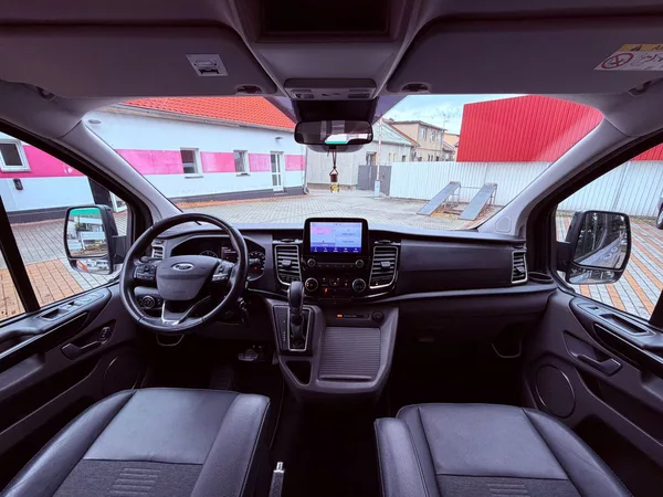 Ford Tourneo Custom 2.0 TDCi Active Aut., ČR, 1.Ma - foto 19