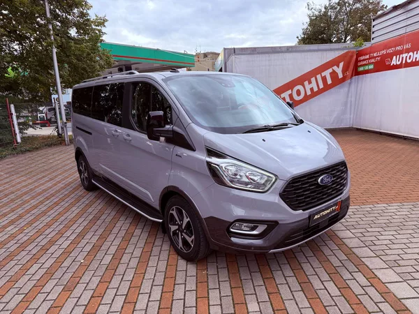 Ford Tourneo Custom 2.0 TDCi Active Aut., ČR, 1.Ma - foto 5