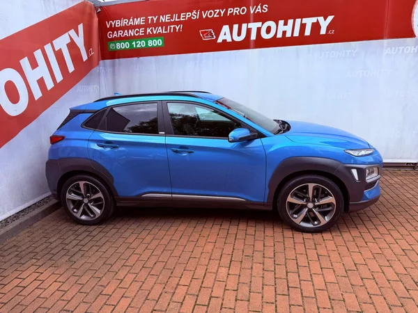 Hyundai Kona 1.6 T-GDi Premium Aut., Max vý - foto 5