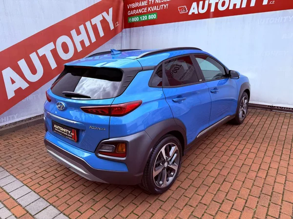 Hyundai Kona 1.6 T-GDi Premium Aut., Max vý - foto 6