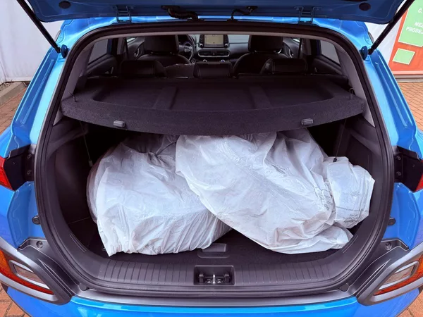 Hyundai Kona 1.6 T-GDi Premium Aut., Max vý - foto 9