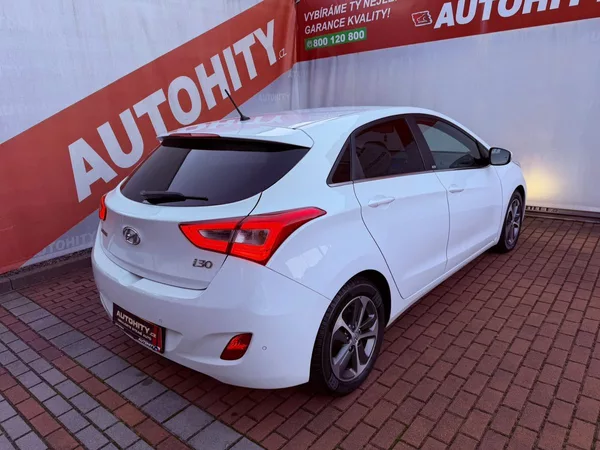 Hyundai i30 1.4 16V, Serviska, 1.Maj - foto 7