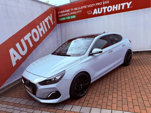 Hyundai i30 1.4 T-GDi Premium Aut., Servis
